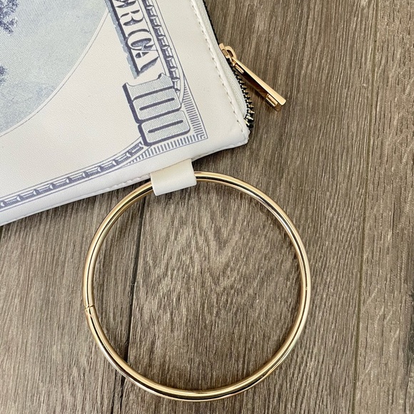 The $💯. Handbag - Picture 2 of 2